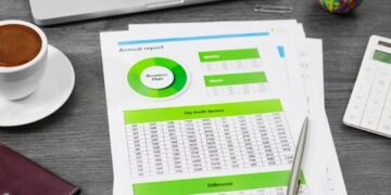 Como identificar tarifas bancárias desnecessárias e cortar custos