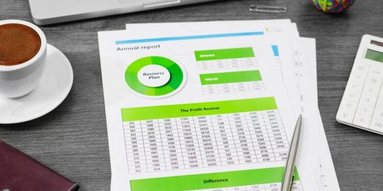 Como identificar tarifas bancárias desnecessárias e cortar custos