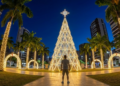 A capital do Nordeste onde o Natal é iluminado, o verão é garantido e o Réveillon toma conta da orla