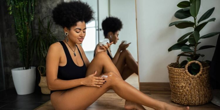 Os benefícios do retinol para o corpo variam de acordo com a concentração do ativo - Créditos: depositphotos.com / AllaSerebrina