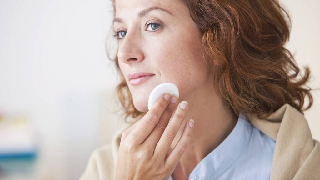 O jeito mais elegante de usar maquiagem depois dos 40