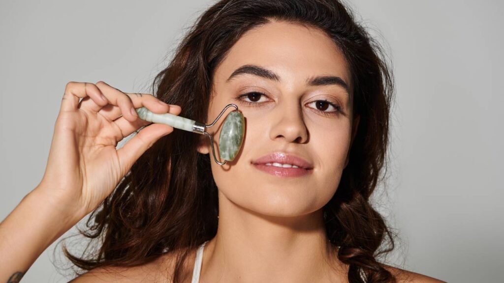 Como deixar seu rosto 10 vezes mais bonito em casa com hábitos simples e naturais