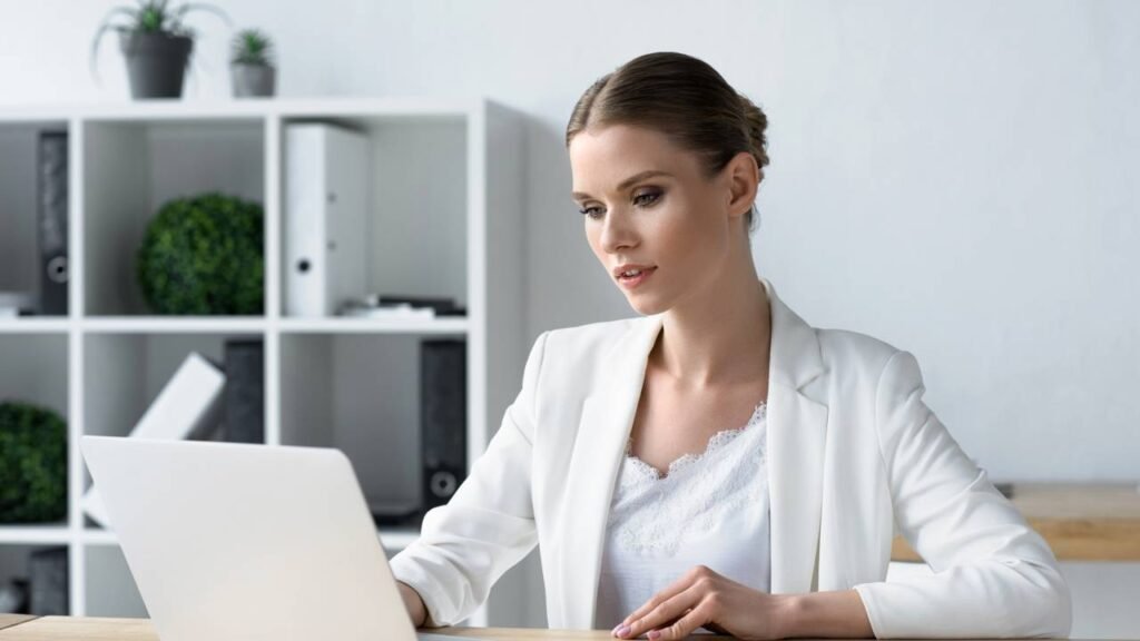 Mudanças para o MEI em 2026 podem mexer no preço que você cobra e no jeito de emitir nota