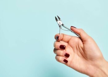 Veja como amolar seu alicate de unha em casa e sem gastar nada