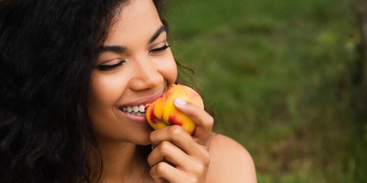 Esse cuidado simples evita que o pêssego estrague rápido