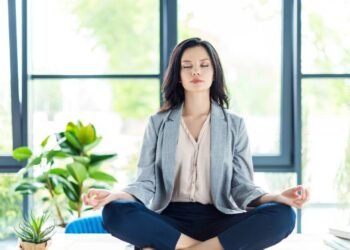 Como transformar o chuveiro em um spa de limpeza espiritual e mental