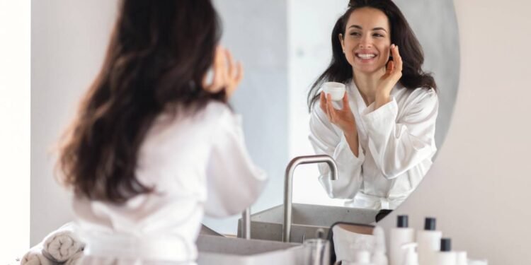 Ao falar em bem-estar em casa, muitas pessoas pensam em mudanças complexas ou em rotinas difíceis de seguir - Créditos: depositphotos.com / Milkos