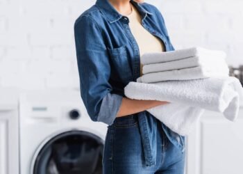 Como acabar com todo o cheiro ruim das toalhas de banho