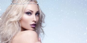 Como usar tons frios para criar maquiagem e unhas com efeito elegante e futurista