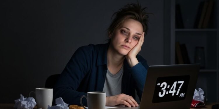 Dormir menos de 7 horas por noite pode matar mais do que má alimentação e sedentarismo, alerta estudo dos EUA