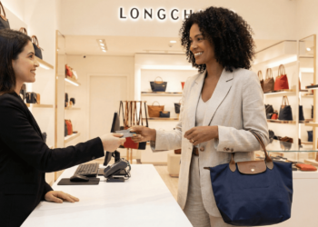 O acessório curinga que está dominando as ruas e virou queridinha dos looks em 2026