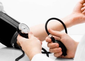 Poucos sabem como a pressão alta afeta os rins