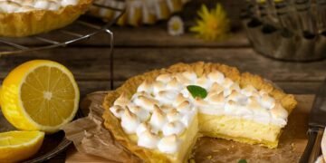 Torta de limão sem forno fácil e perfeita