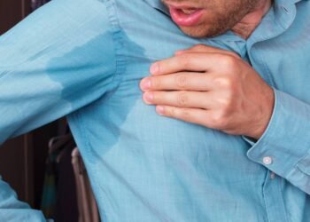 O tratamento moderno que reduz suor excessivo por meses