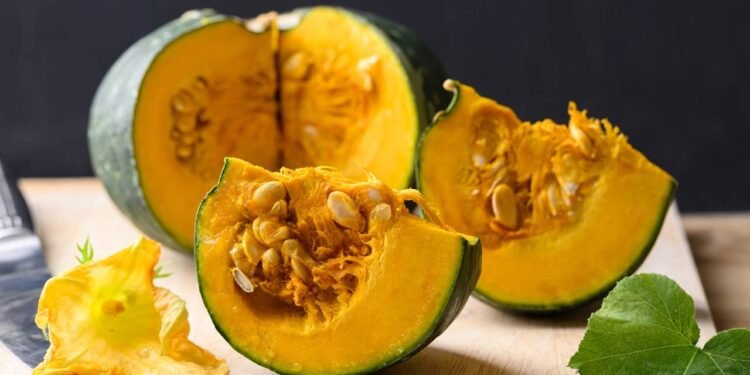 Essas pequenas sementes concentram boa parte da força nutritiva do fruto, em um espaço minúsculo. - Créditos: depositphotos.com / nungning20