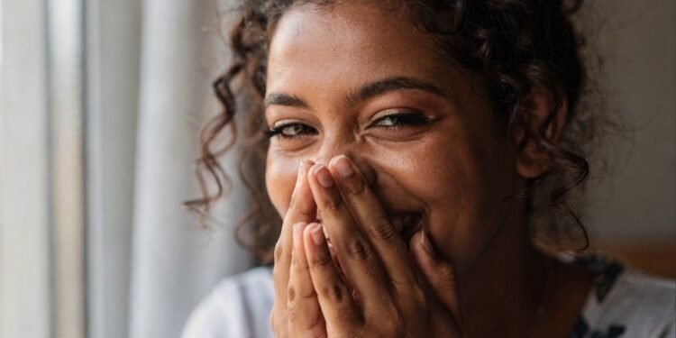 Esse ato simples pode melhorar sua circulação liberar dopamina e ainda baixar a pressão arterial segundo médicos e neurocientistas