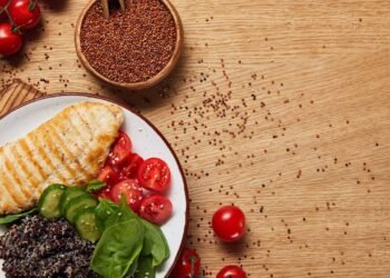 Os alimentos que não podem faltar em um almoço saudável