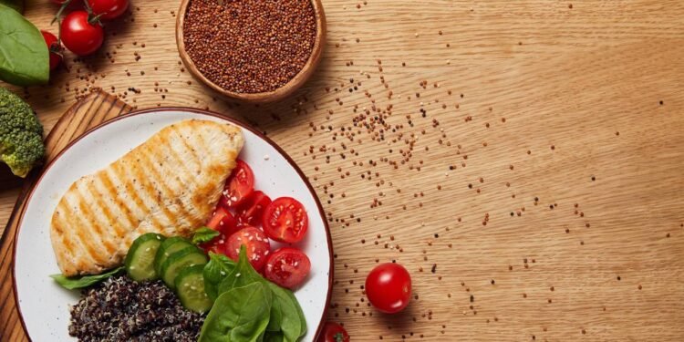 Os alimentos que não podem faltar em um almoço saudável