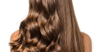 Esse ativo secreto natural vai alisar seu cabelo SEM nenhuma química!