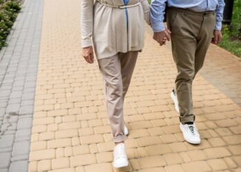 Os benefícios e efeitos de caminhar todos os dias para sua saúde