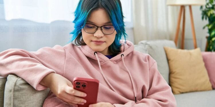 Fadiga Ocular Digital - Créditos: depositphotos.com / IgorVetushko