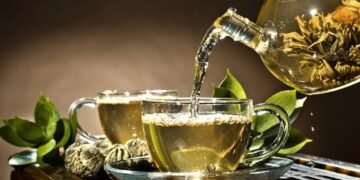 Estes chás de planta vão fazer você dormir 5 vezes melhor