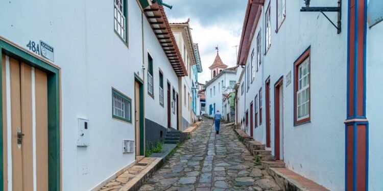 Diamantina brilha como a joia lapidada da Serra dos Cristais e o berço imortal de JK // Créditos: depositphotos.com / edmond77