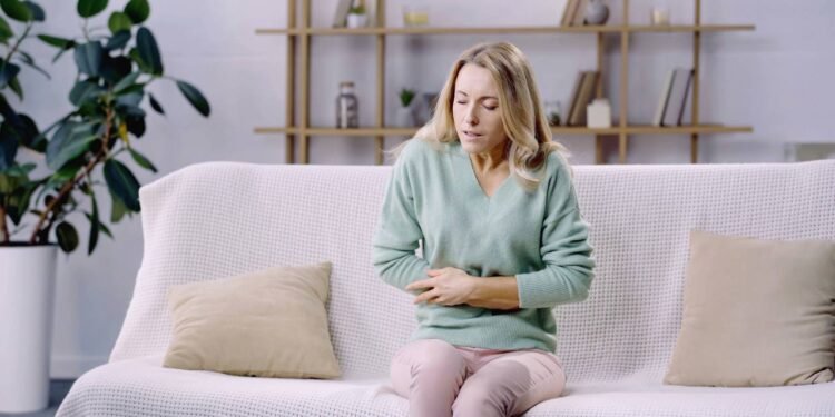 Comeu e a barriga estufou? O problema pode não ser o estômago