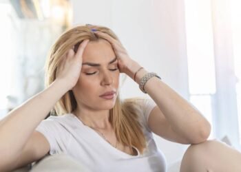 Dor de cabeça no calor: como evitar e aliviar os sintomas rapidamente