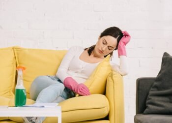 Cansaço crônico? Pequenos hábitos que ajudam você a acordar com energia