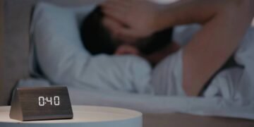 Hábitos que podem prejudicar seu sono sem você perceber