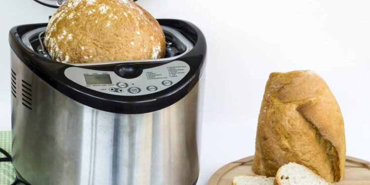 Máquina de pão vale a pena? O eletrodoméstico que promete pão fresco todo dia
