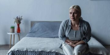 O que é a MENOPAUSA CIRÚRGICA e como tratar e o que muda no seu corpo