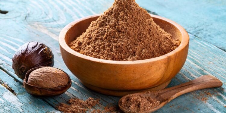 No campo da digestão, muitas pessoas associam a noz-moscada ao alívio de desconfortos leves - Créditos: depositphotos.com / rostovtsevayu