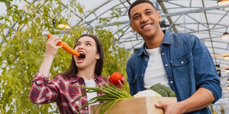 Para que a cenoura cresça bonita e comprida, o solo precisa ser bem fofo, profundo e sem barreiras - Créditos: depositphotos.com / Ischukigor