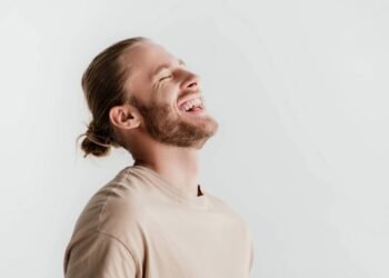 O que acontece no corpo quando você ri