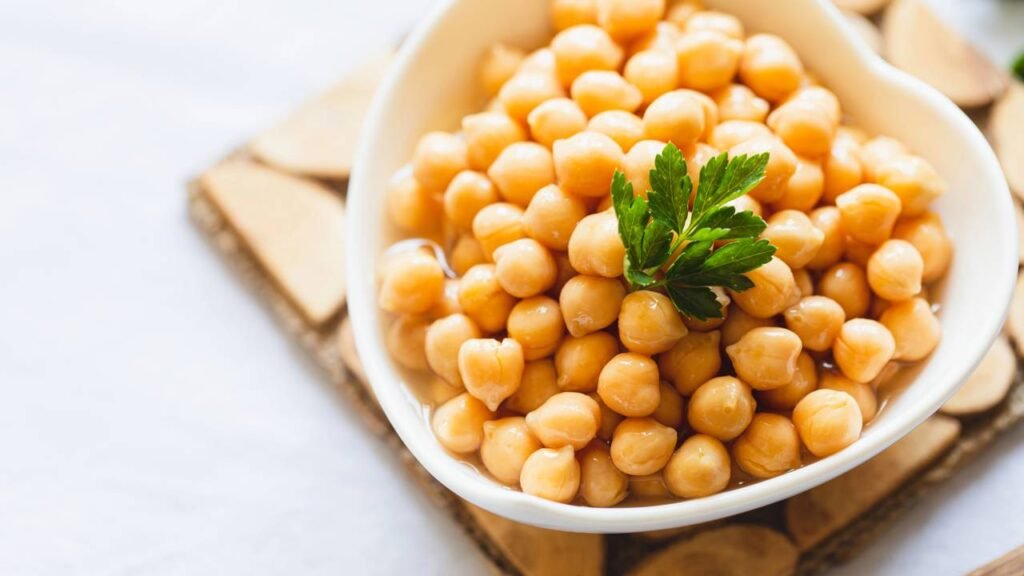 A salada de grão-de-bico que todo mundo está fazendo