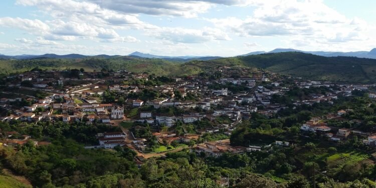 Berço do primeiro queijo patrimônio nacional mantém charme colonial intacto em Serro // Créditos: Wikipedia