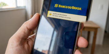 12/01 Banco do Brasil emite comunicado para donos de conta-corrente e poupança