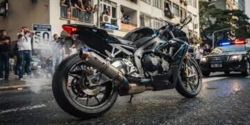 Atenção motoristas: escapamento modificado pode render prisão simples e multa pesada caso a proposta avance