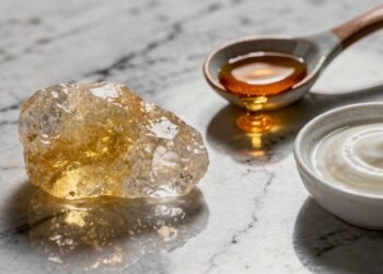 A receita natural com pedra ume que ajuda a recuperar a vitalidade da pele e eleva a sensação de autocuidado diário