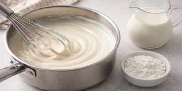 Molho branco cremoso e sem grumos para o dia a dia