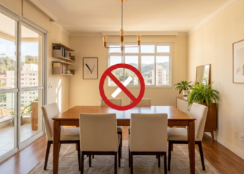 Cadeiras diferentes são a maior tendência da sala