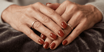 Elegância nas mãos: os tons que valorizam as unhas das mulheres de 50 anos com muita classe e sofisticação