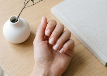 Unhas naturais são a maior tendência de 2026