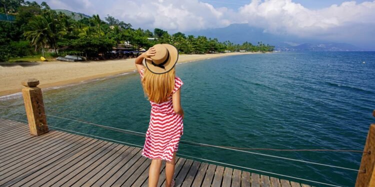 Ilhabela destaca-se como o arquipélago brasileiro reconhecido pela UNESCO por sua biodiversidade // Créditos: depositphotos.com / sergio_pulp