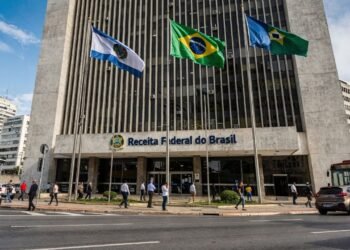 Notificação do Gov.br sobre imposto 2026 chega no WhatsApp e gera alerta entre contribuintes