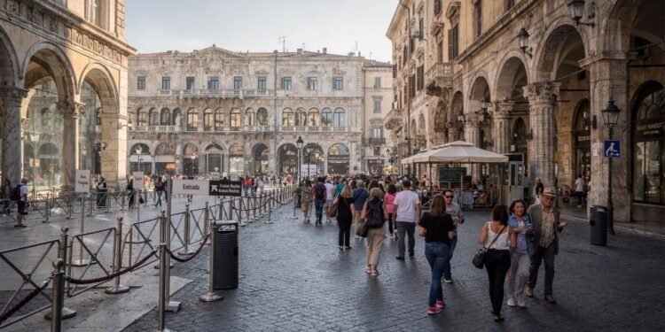 Turistas desavisados estão sendo barrados em monumentos italianos e o motivo está em uma nova regra que nem todo mundo conhece