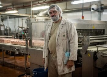 Trabalhador com câncer de pele é demitido após 24 anos e TST vê indícios de discriminação