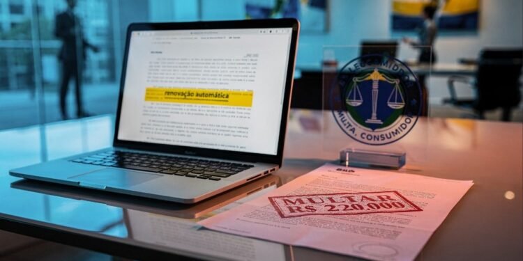 Multa de R$ 220 mil é aplicada em empresa de Minas após empresa dificultar cancelamento e impor cláusulas ilegais